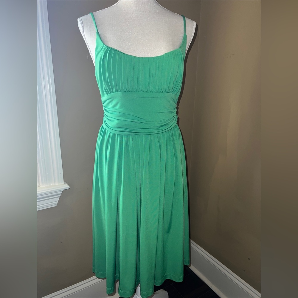 MOLLY NEW YORK ANTHROPOLOGIE Kelly Green Spaghetti Strap SHIFT DRESS Size M